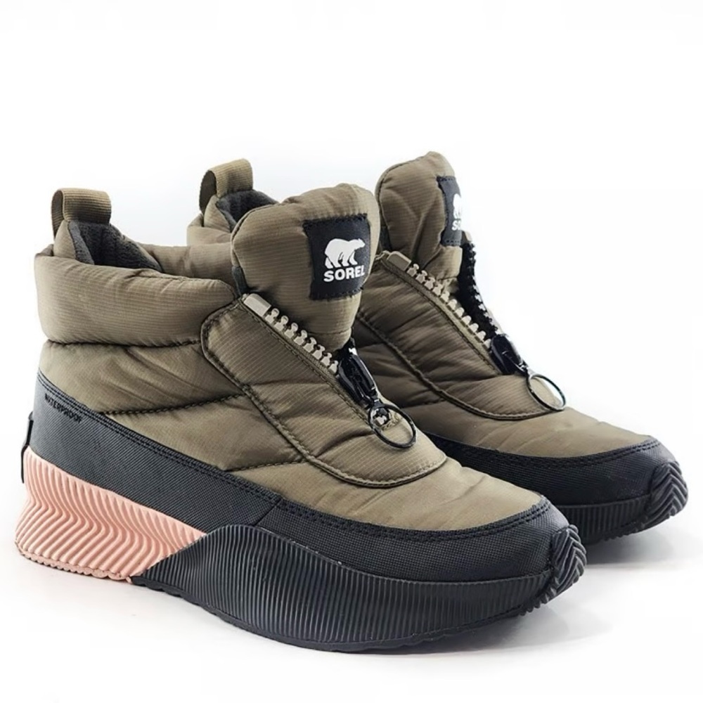 Sorel Women's Olive & Black Out N About Puffy Zip Boots; sz 7